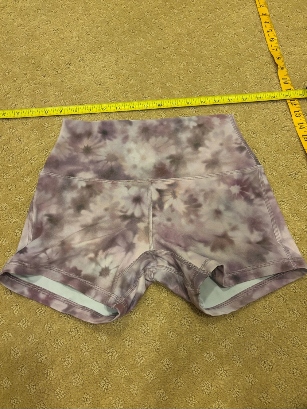 Lululemon Align Shorts 6 Purple Tie Dye High Rise Yoga Hot Pilates Gym